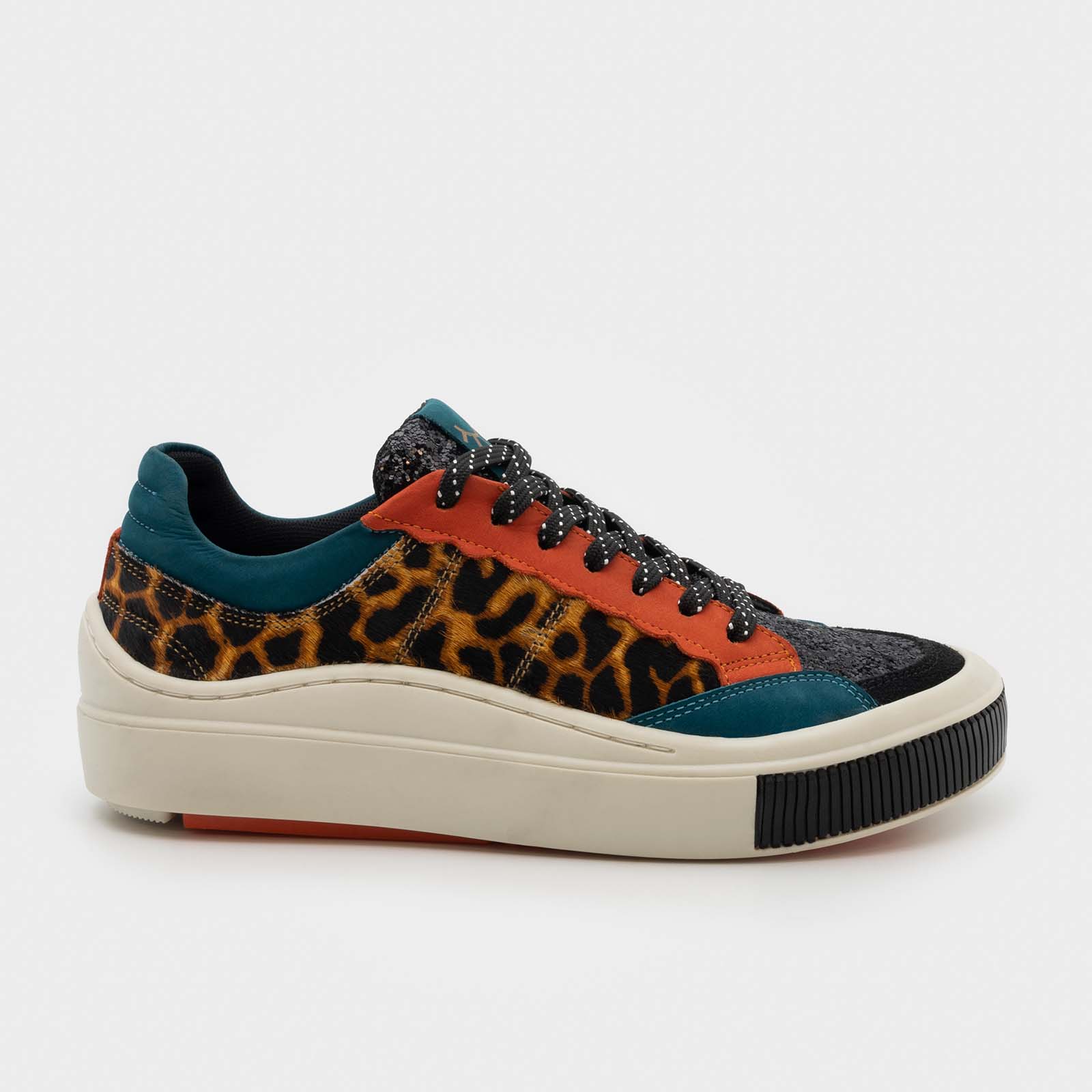 Champión Furtiva Moon Acordonado Animal Print
