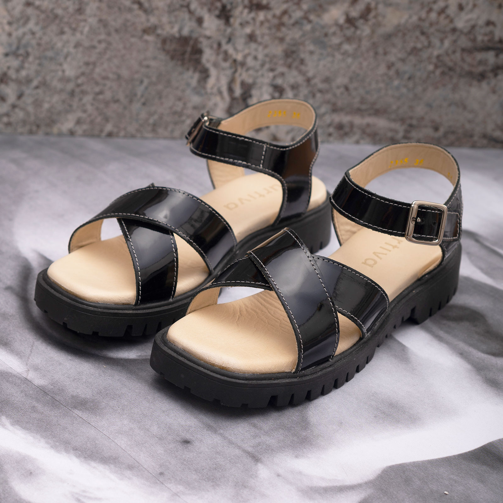 Sandalia Furtiva Cartago Negro - Imagen 2