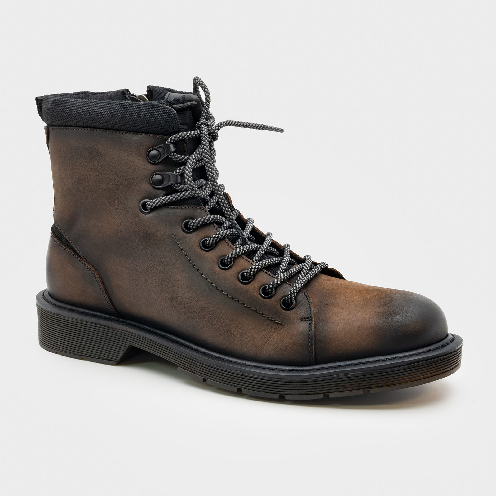 Bota Lombardino Acordonada Marrón Oscuro